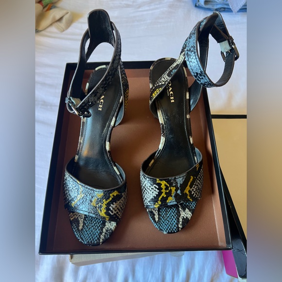 Coach Pipher Phython/Anaconda Heels - Picture 3 of 6